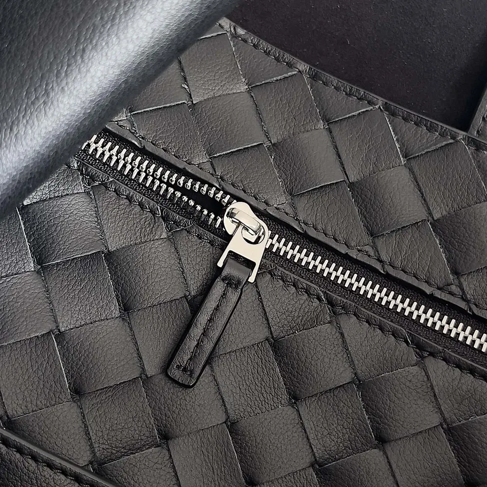 Bottega Veneta Women Large Andiamo in Silky Calf Leather-Black/Silver - image 10