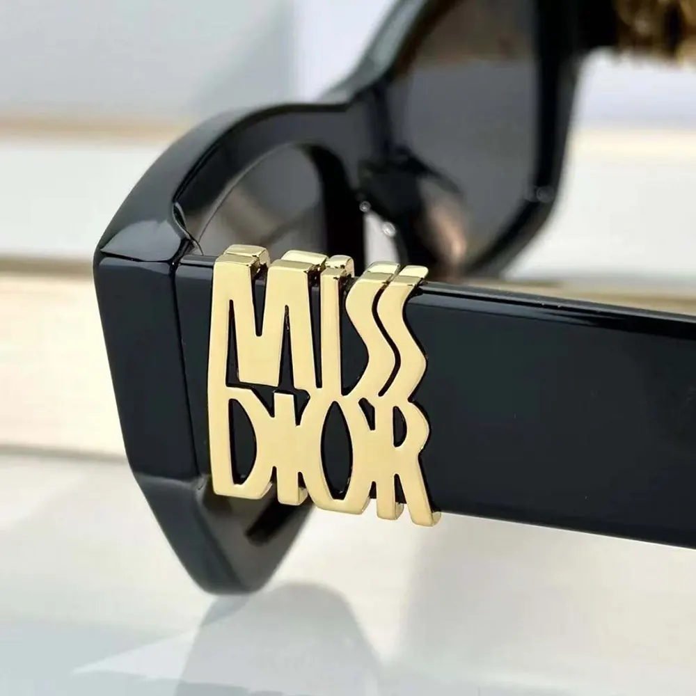Dior Unisex MissDior S2I Square Sunglasse-Black - image 5