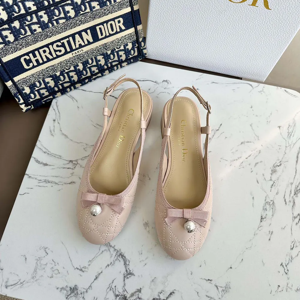 Close-up of Cannage quilting detail on Dior Women Ballet Slingback Pump