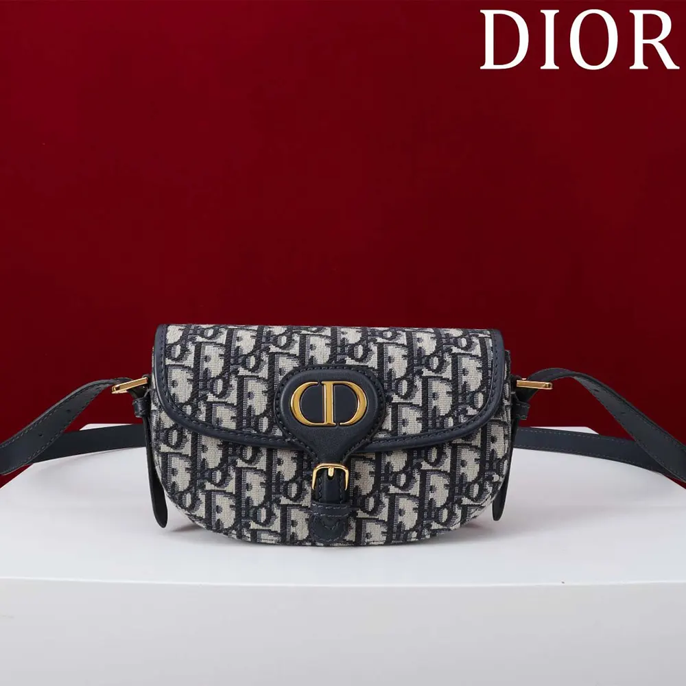 Close-up on silver-tone hardware of Dior Women Bobby East-West Bag Blue Dior Oblique Jacquard