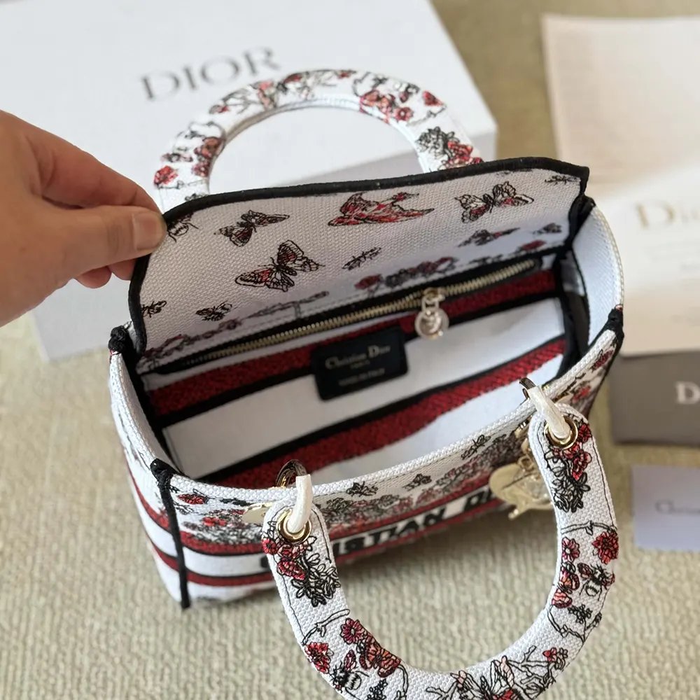 Dior Women Dioramour Medium Lady D-Lite Bag White Embroidery - image 8