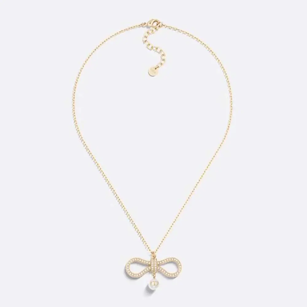 Front view of Dior Women Le Nœud de Dior Necklace with pearl detail