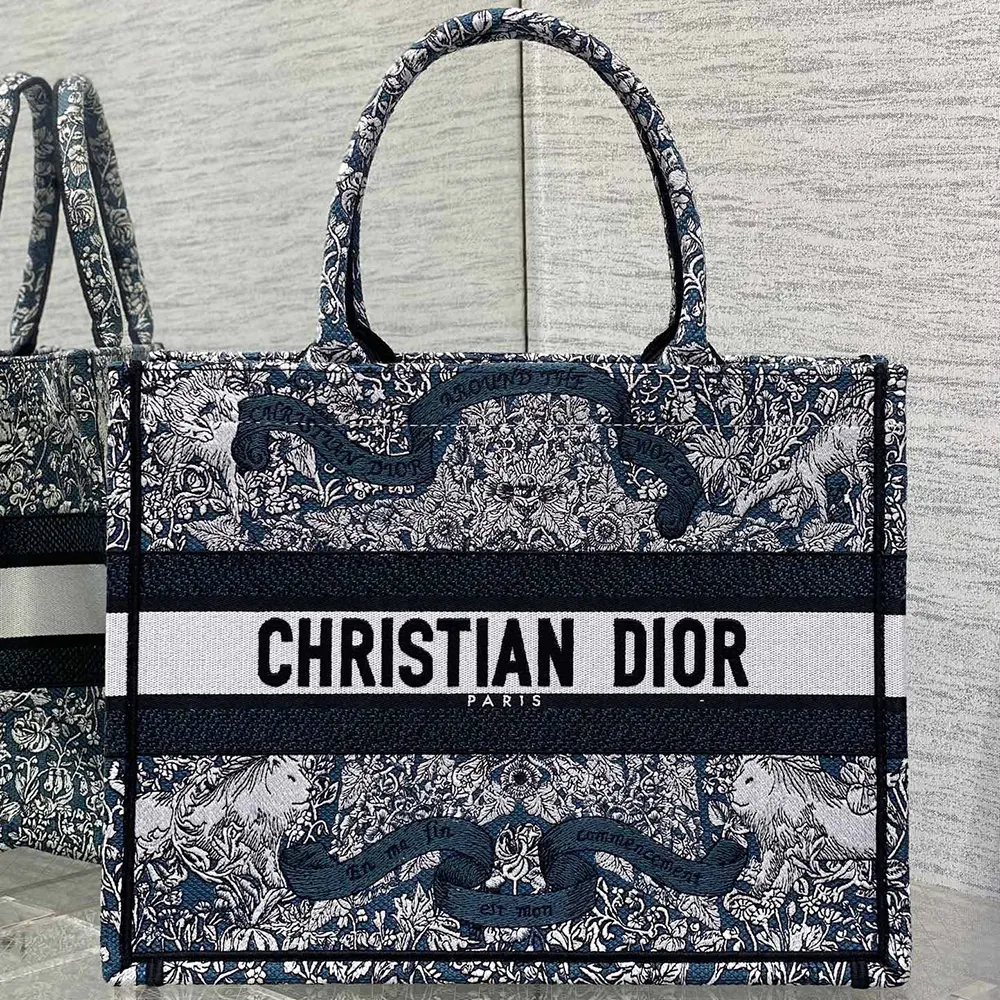 Close-up on white Dior Around the World embroidery detail