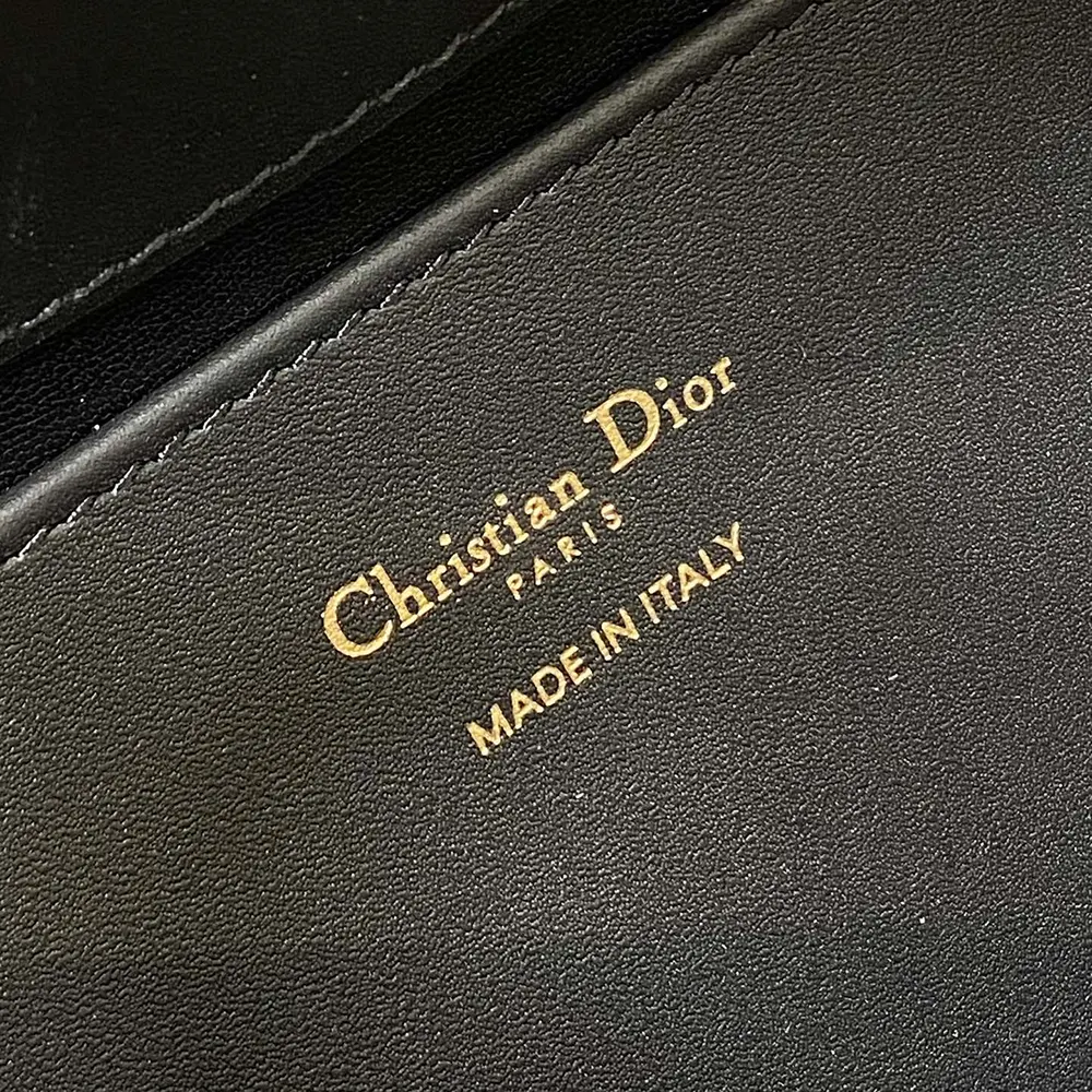 Dior Women Medium Dior Toujours Vertical Tote Bag Black Macrocannage Calfskin - image 10