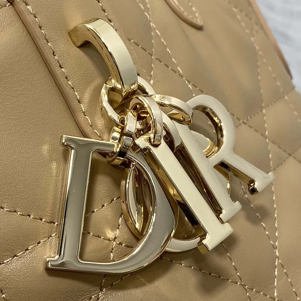 Dior Women Small Dior Toujours Vertical Tote Bag Medium Tan Macrocannage Calfskin - image 9
