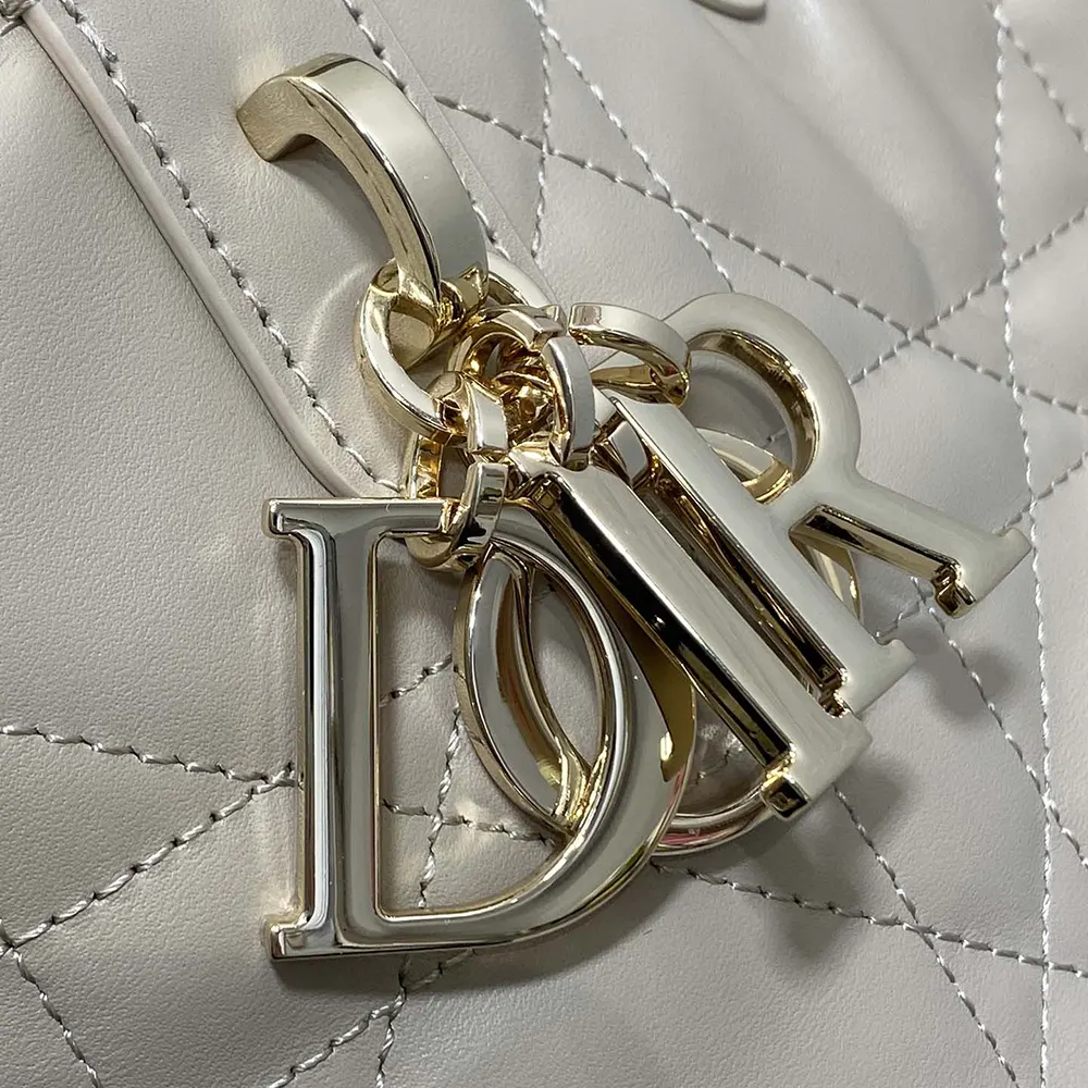 Dior Women Small Dior Toujours Vertical Tote Bag Powder Beige Macrocannage Calfskin - image 9
