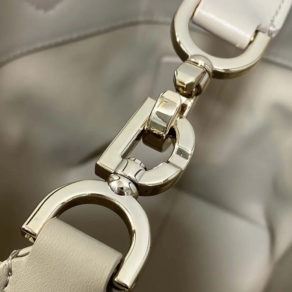 Dior Women Small Dior Toujours Vertical Tote Bag Powder Beige Macrocannage Calfskin - image 8