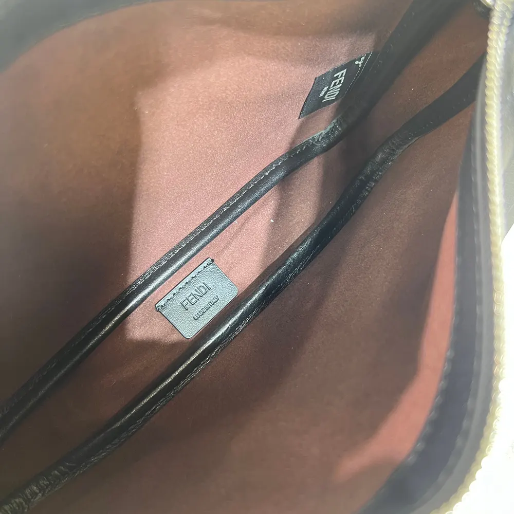 Fendi Unisex Simply Fendi Mini Black Leather Mini-bag - image 10