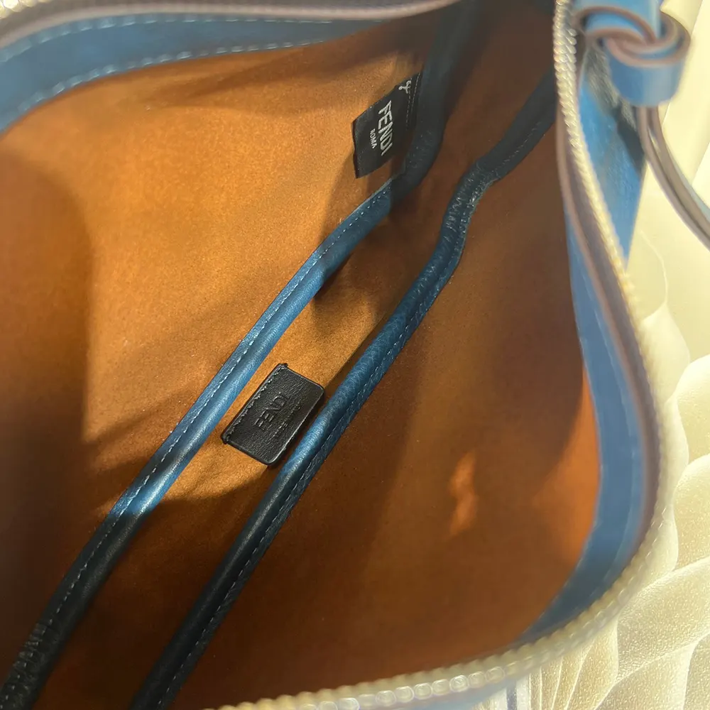 Fendi Unisex Simply Fendi Mini Blue Leather Mini-bag - image 10