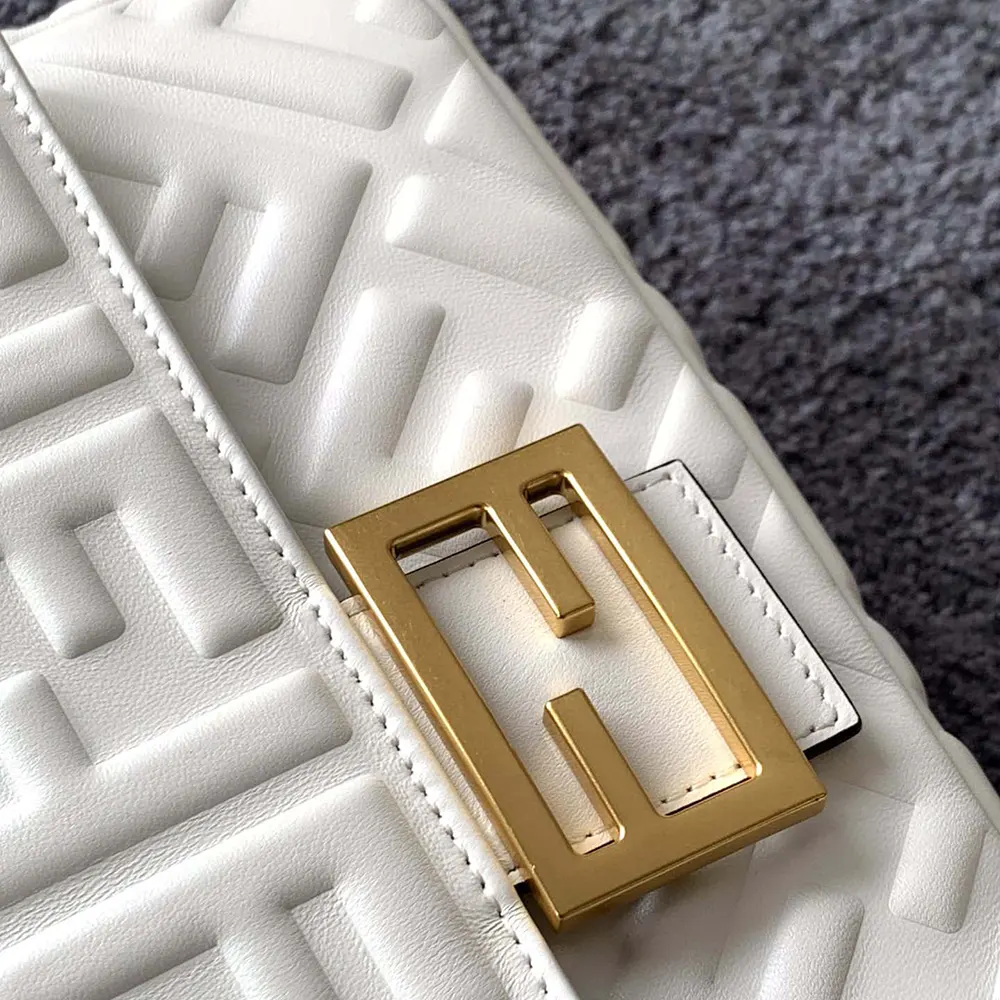 Fendi Women Medium Baguette White Leather Bag - image 7