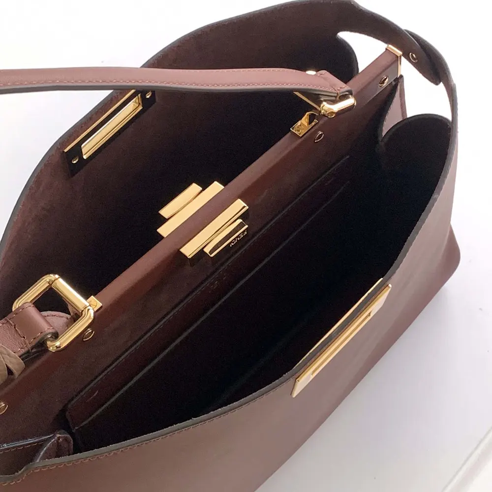 Fendi Women Peekaboo Soft Large Dark Brown Leather Bag - image 9