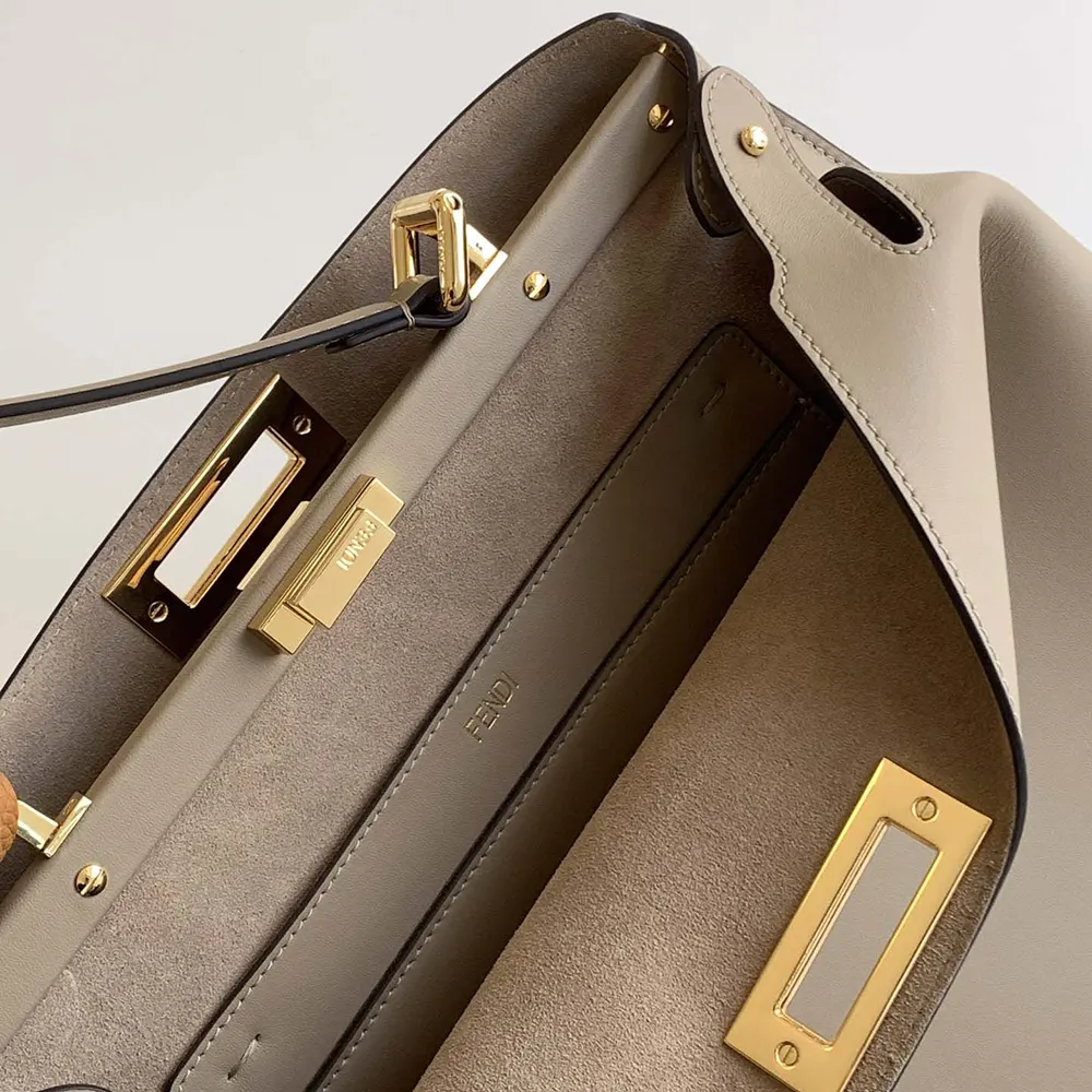 Fendi Women Peekaboo Soft Large Dove gray Leather Bag - image 8
