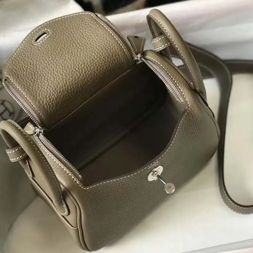 Hermes Women Lindy Mini 19 in Clemence Leather-Etoupe/Silver - image 6