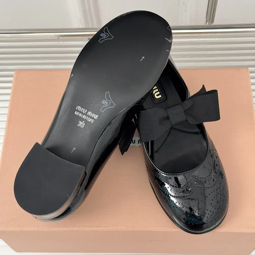 Miu Miu Women Patent Leather Pumps with Bow-Black - image 10