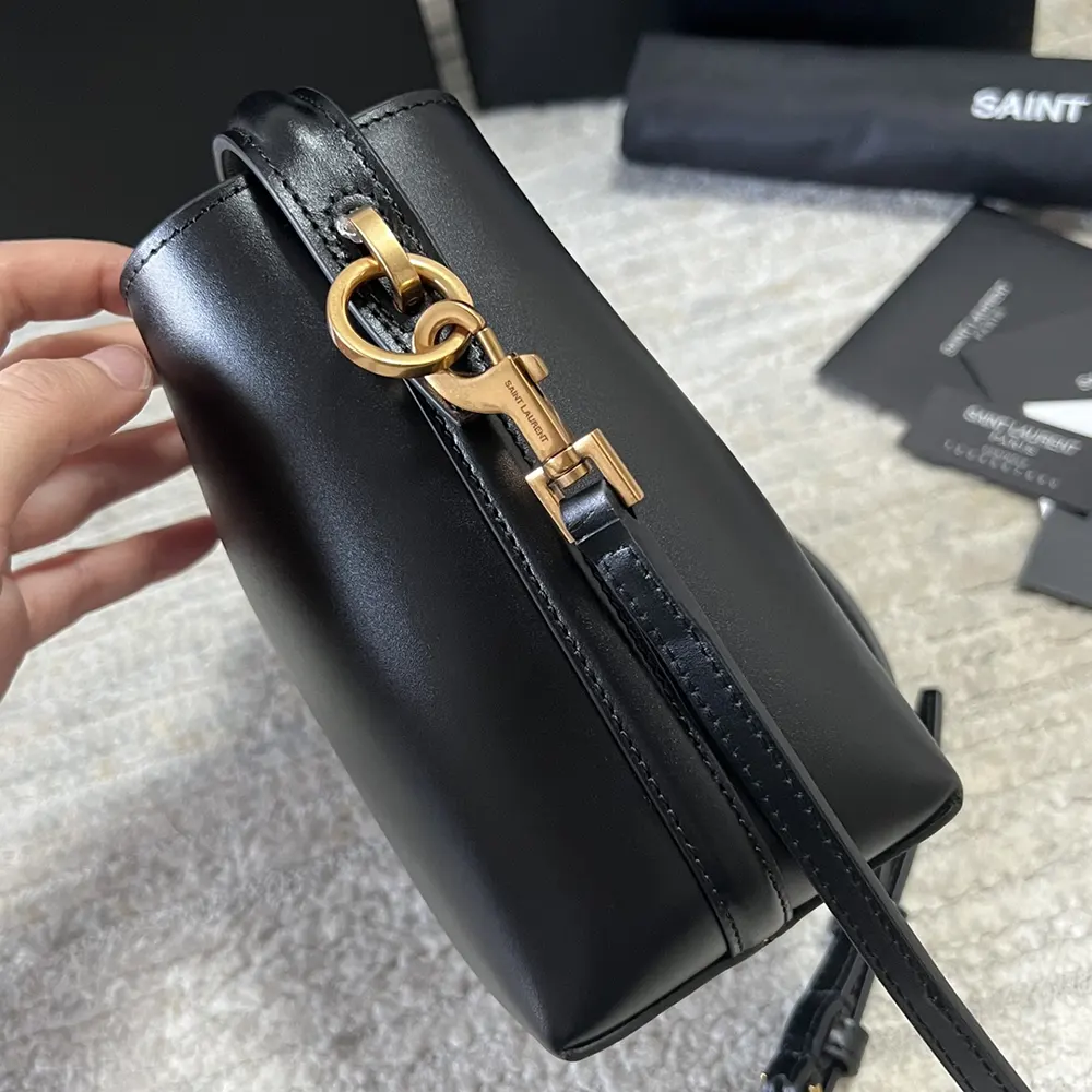 Saint Laurent YSL Women Le 37 Mini in Shiny Leather-Black - image 5