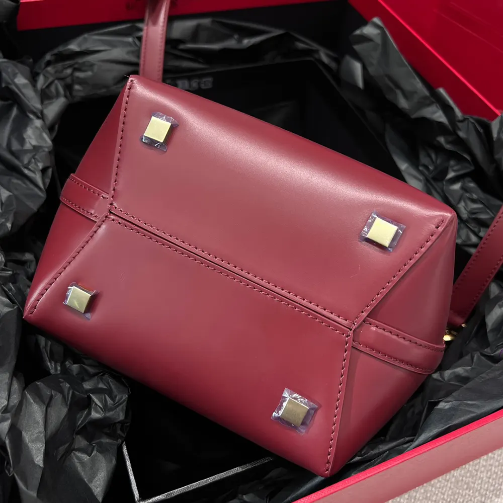 Saint Laurent YSL Women Le 37 Small in Shiny Leather-Maroon - image 4