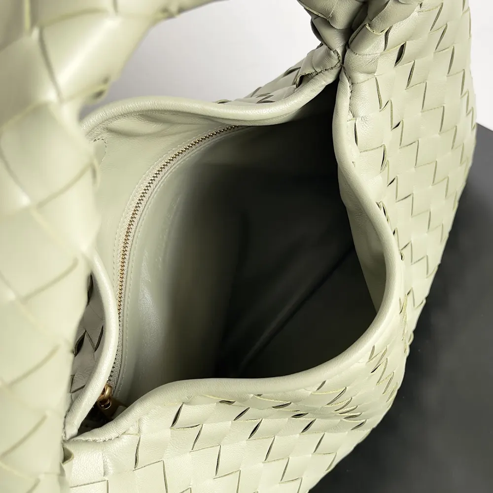 Bottega Veneta Women Hop Shoulder Bag in Calfskin Leather-Olive - image 7