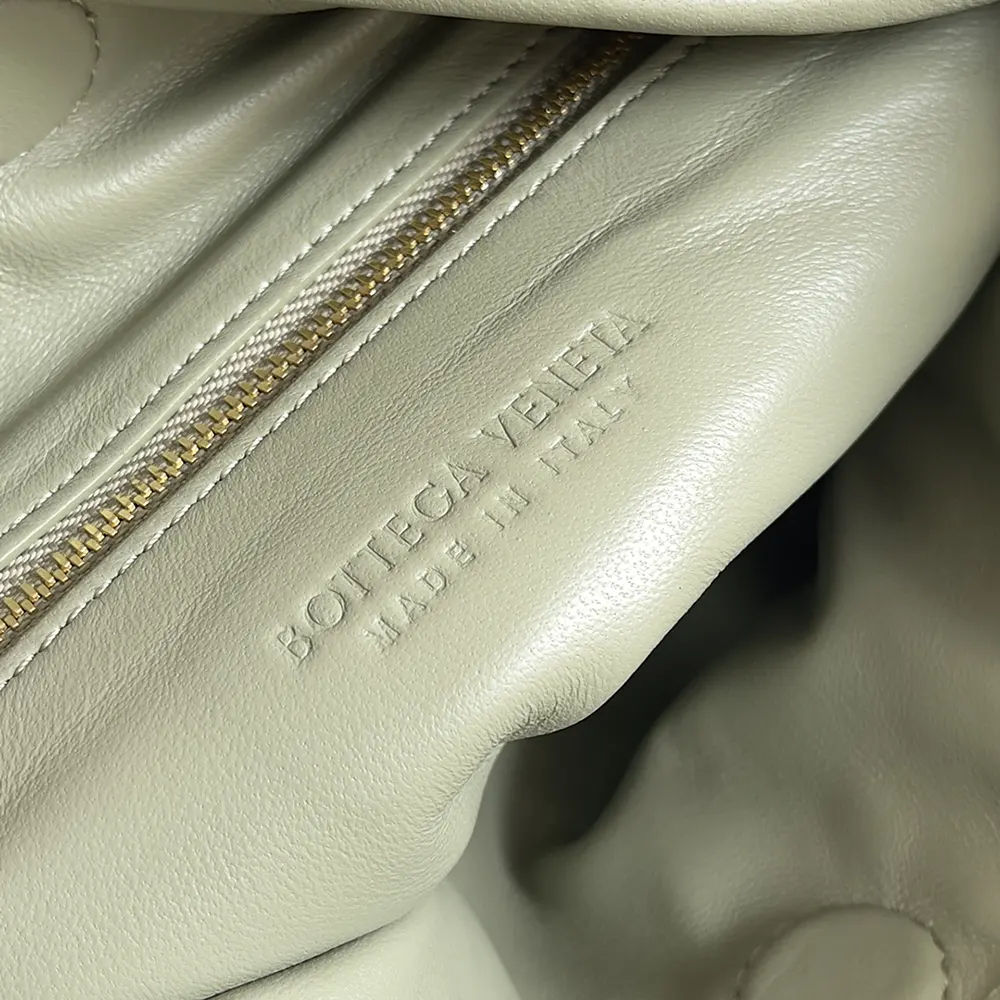 Bottega Veneta Women Hop Shoulder Bag in Calfskin Leather-Olive - image 8