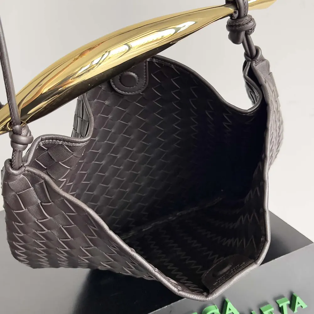 Bottega Veneta Women Large Sardine Shoulder Bag in Lambskin Leather - image 7