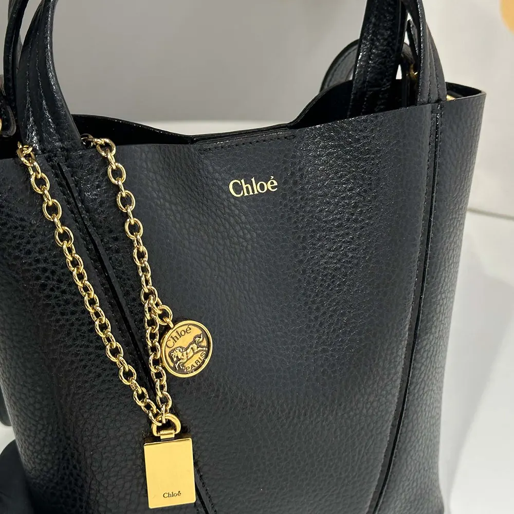 Chloe Women Small Chloé Spin Tote Bag in Grained Leather-Black - image 9