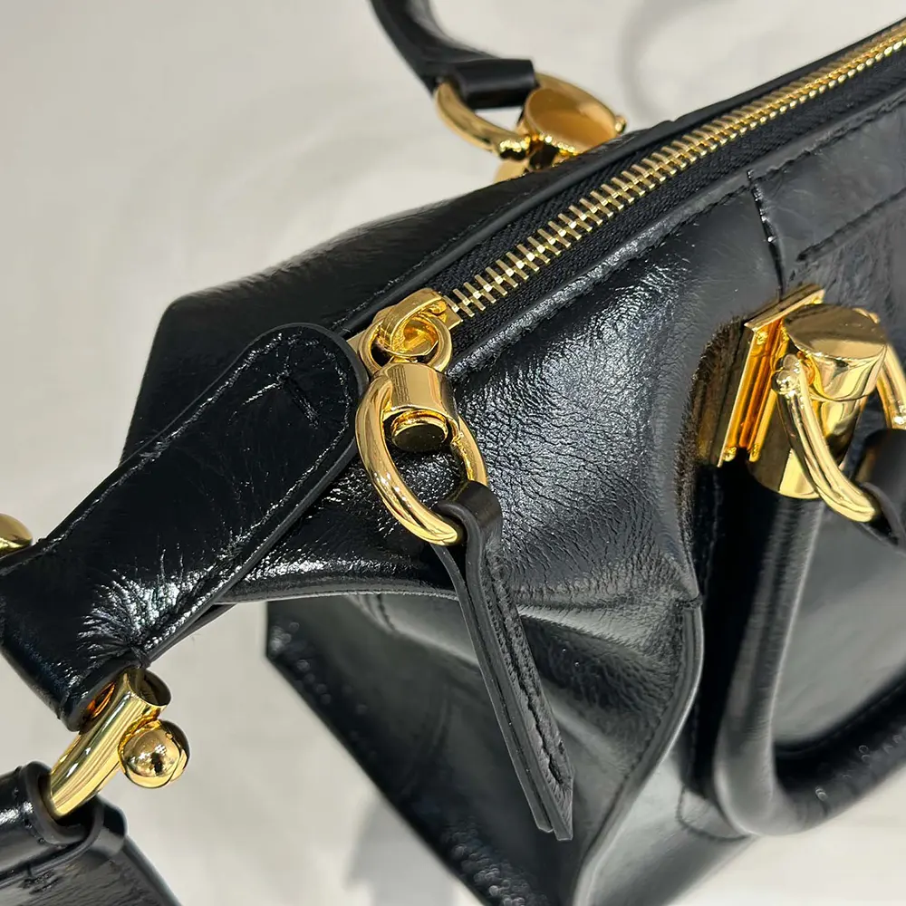 Chloe Women Small Paraty 24 Bag in Shiny Leather-Black - image 7