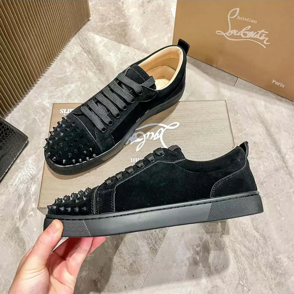 Christian Louboutin Unisex Louis Junior Spikes Sneakers Veau Velours-Black - image 4