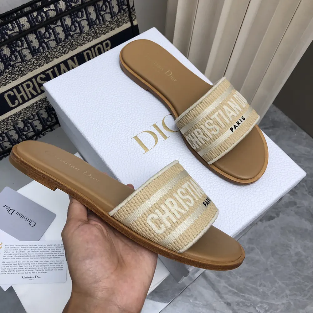 Dior Women Dioriviera Dway Slide Natural Raffia and White Embroidered Cotton - image 7