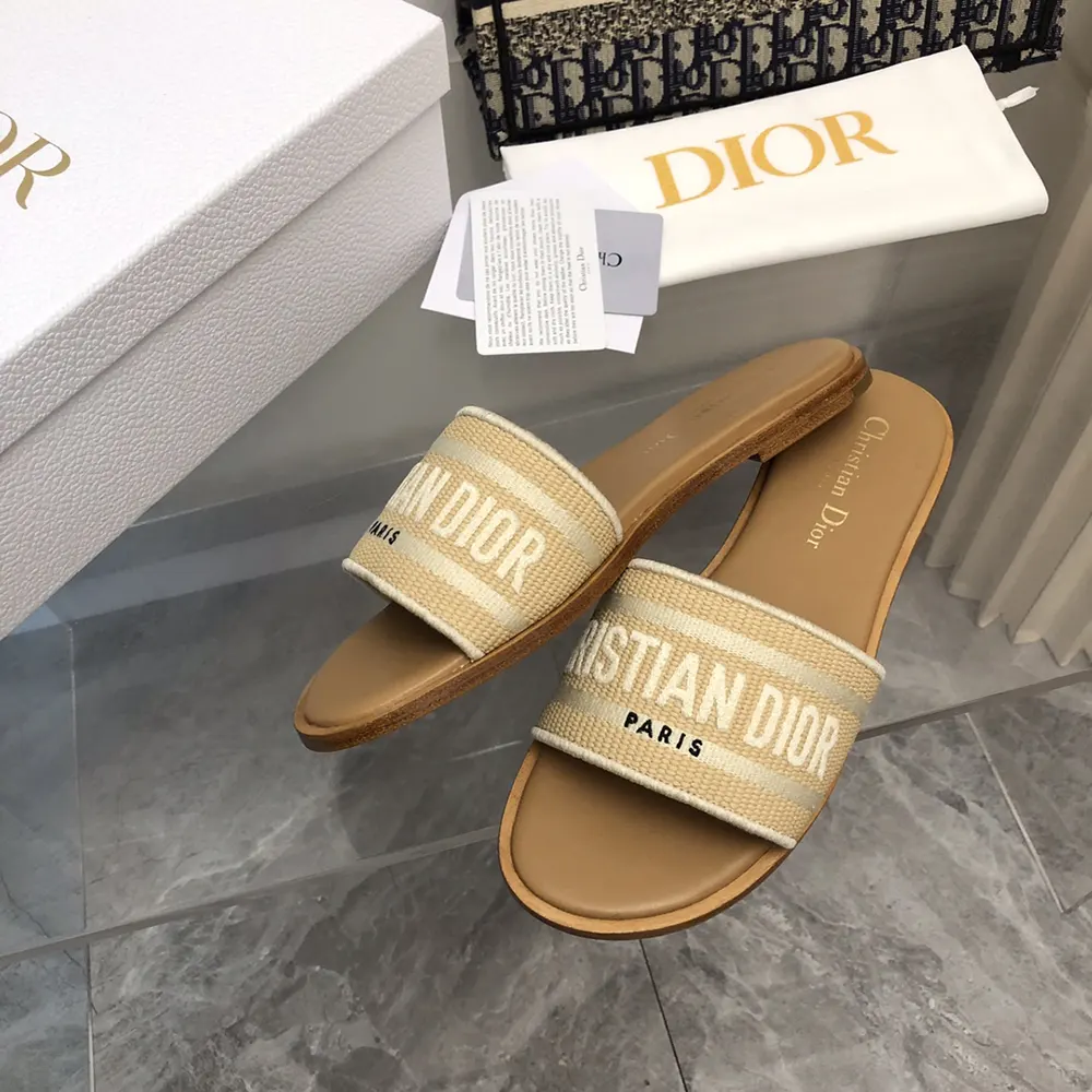 Dior Women Dioriviera Dway Slide Natural Raffia and White Embroidered Cotton - image 6
