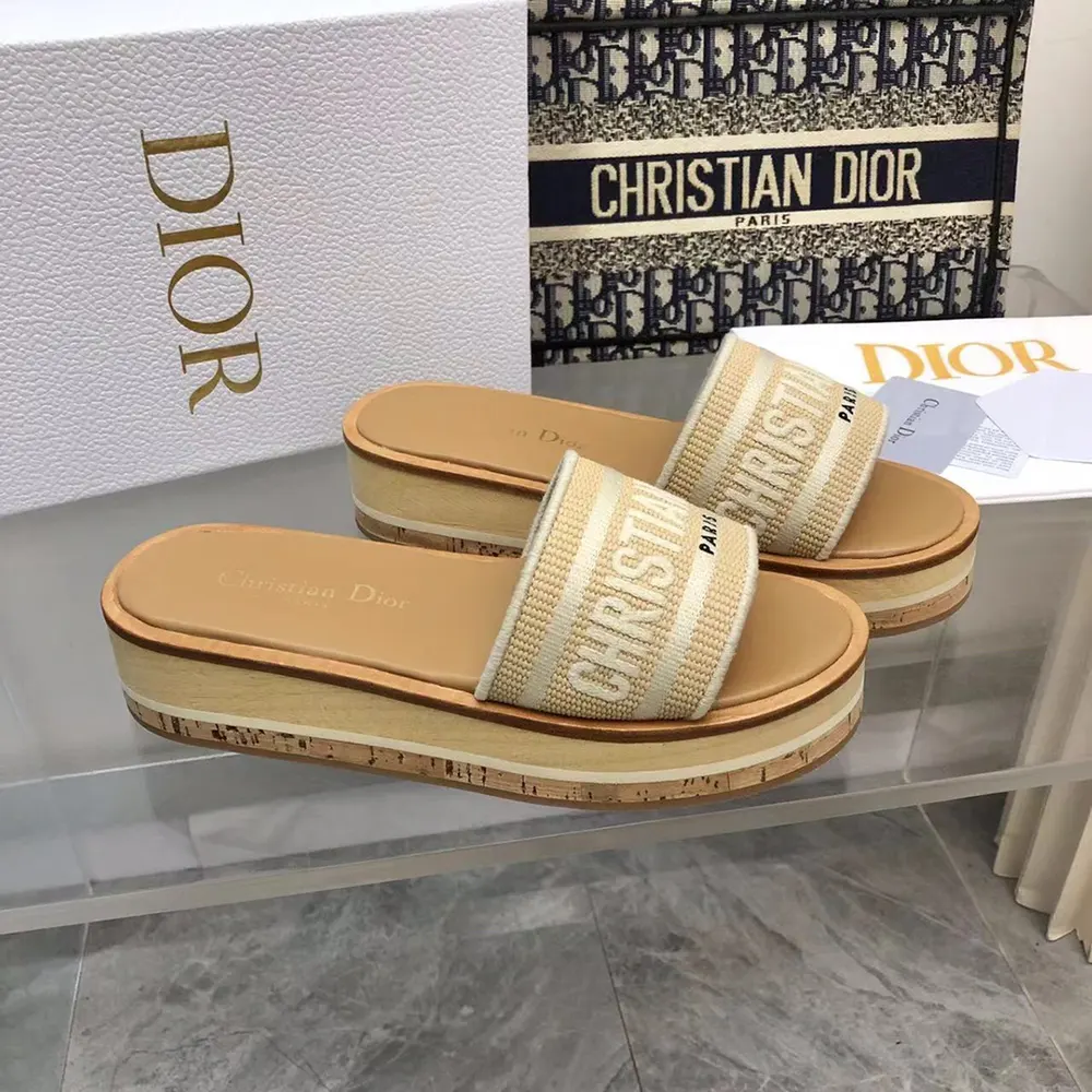 Dior Women Dway Platform Slide Natural Raffia and White Embroidered Cotton - image 7