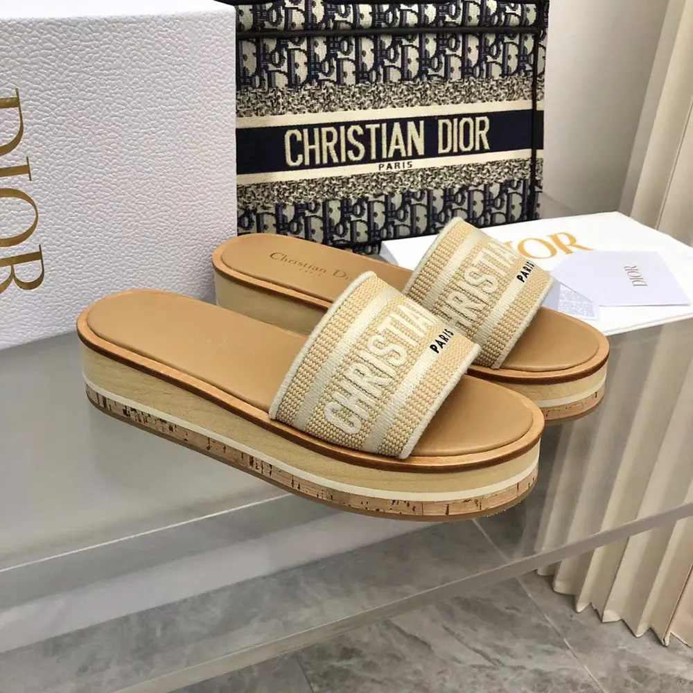 Dior Women Dway Platform Slide Natural Raffia and White Embroidered Cotton - image 5