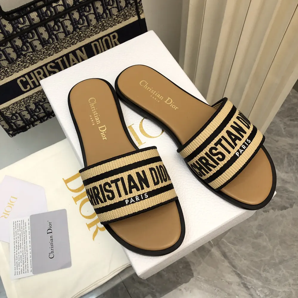Close-up on black embroidered cotton detail of Dior Women Dway Slide