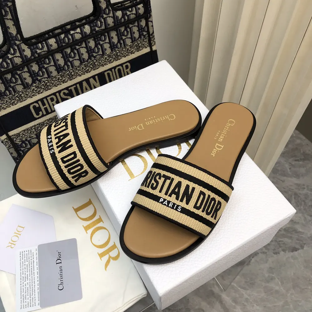 Dior Women Dway Slide Natural Raffia and Black Embroidered Cotton - image 7