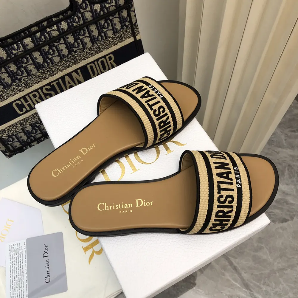 Dior Women Dway Slide Natural Raffia and Black Embroidered Cotton - image 5