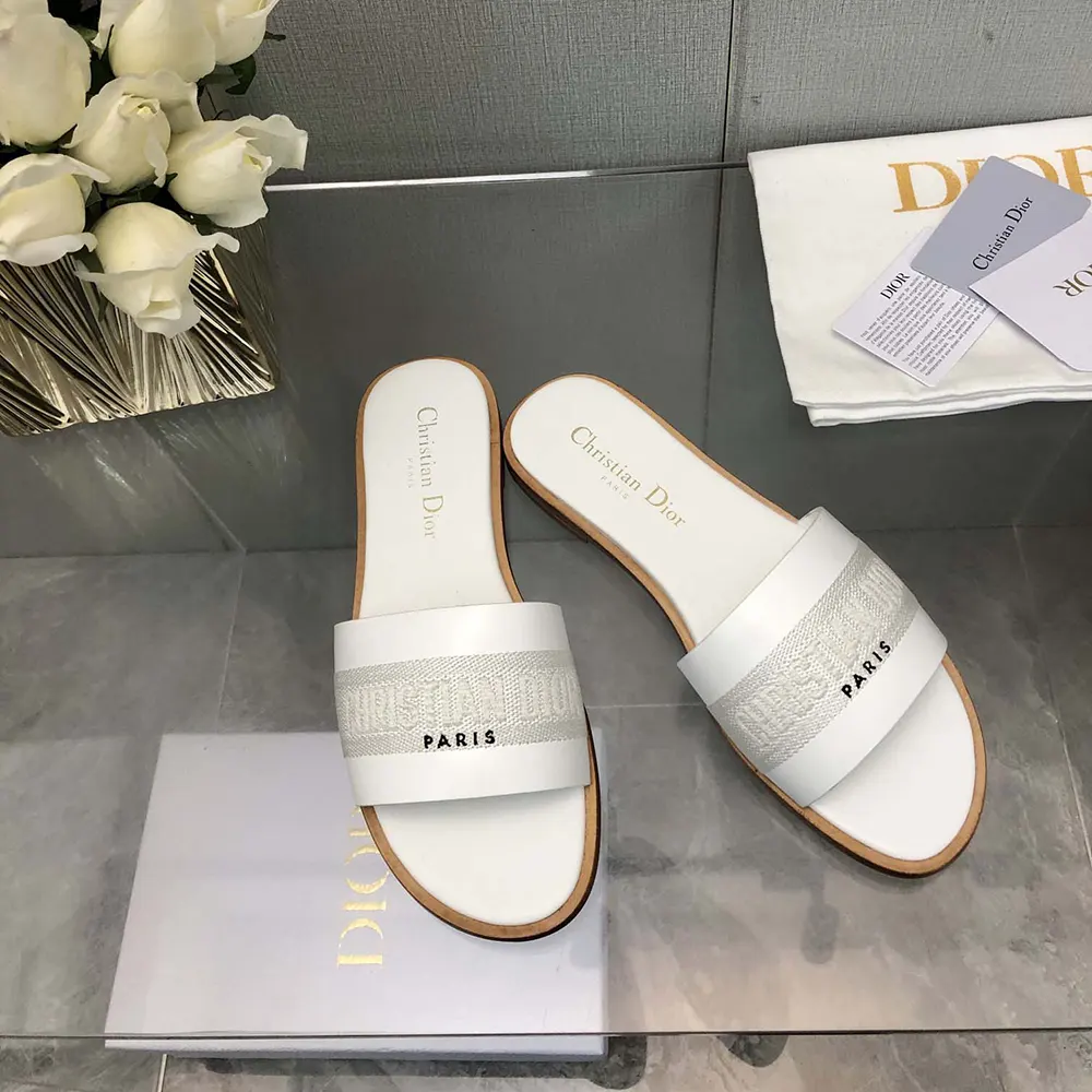 Close-up detail of embroidered cotton strap on Dior Women Dway Slide
