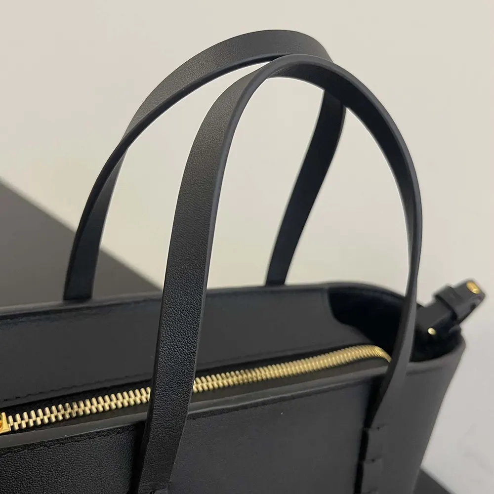 Fendi Women Roll Mini Lunar New Year Black Leather Mini-bag - image 6