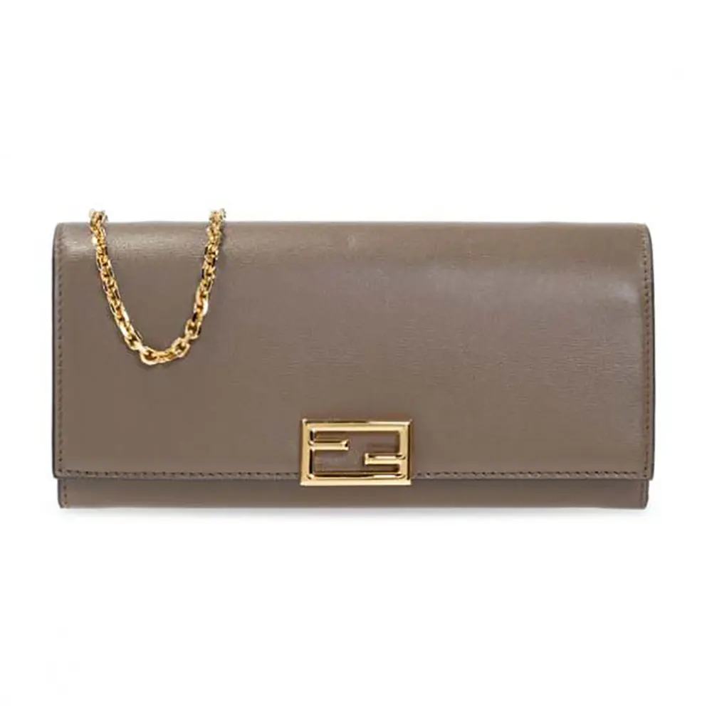 Front view of Fendi Women Shoulder Bag Brown Chain Leather Wallet