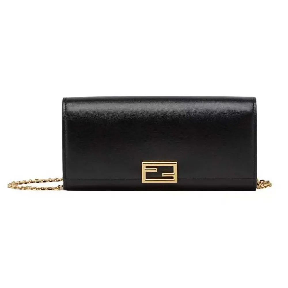 Front view of Fendi Women Shoulder Bag Chain Black Leather Wallet with flap closed
