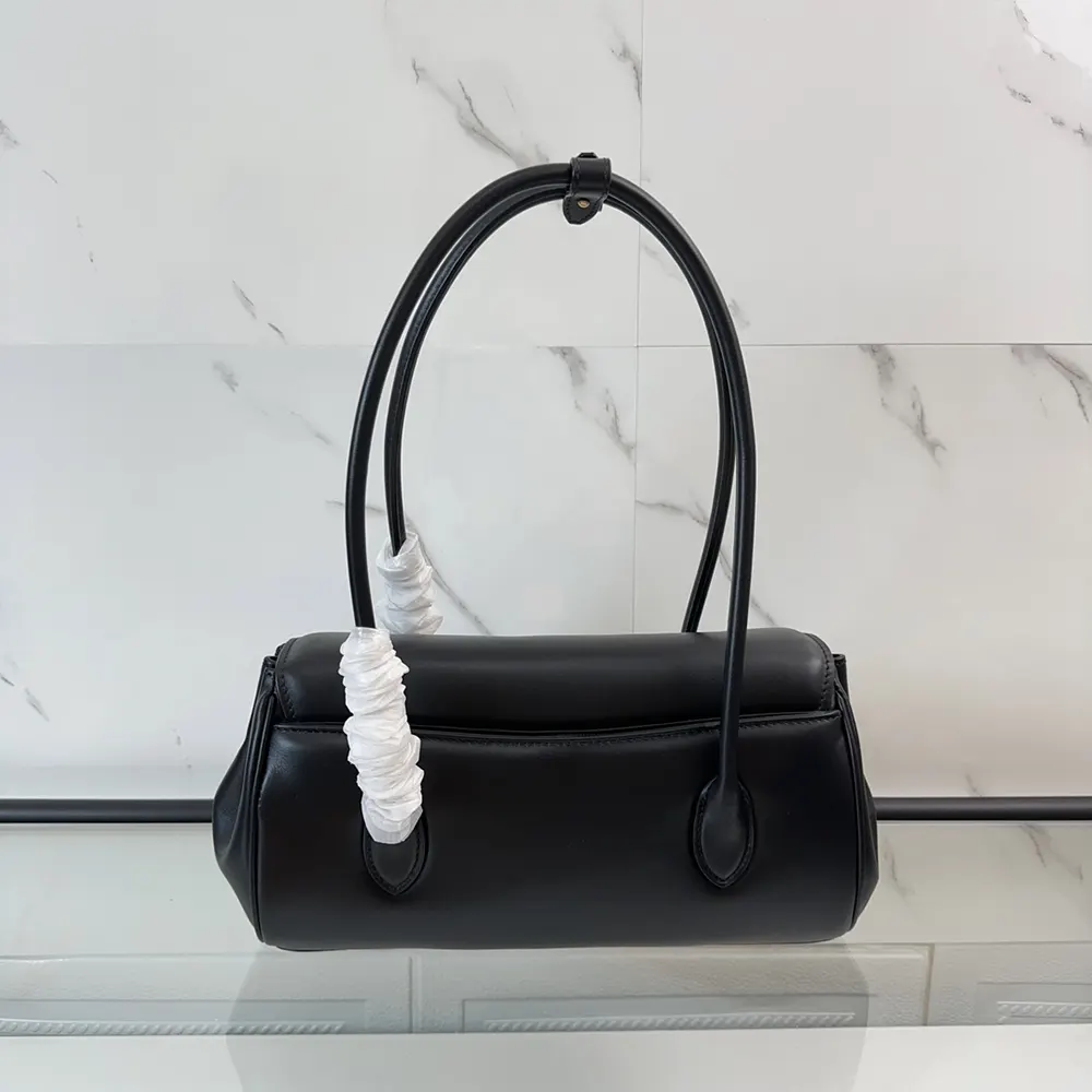 Miu Miu Women Leather Shoulder Bag-Black - image 4