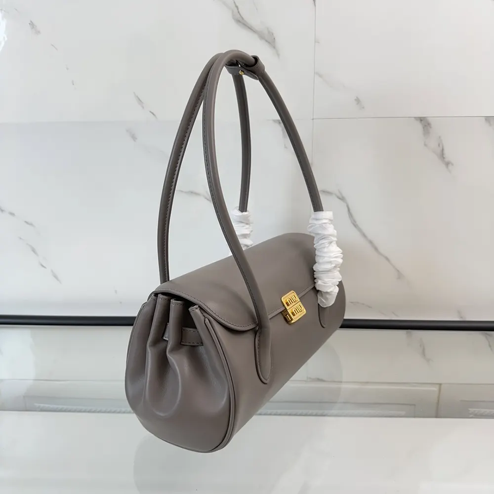 Miu Miu Women Leather Shoulder Bag-Grey - image 5
