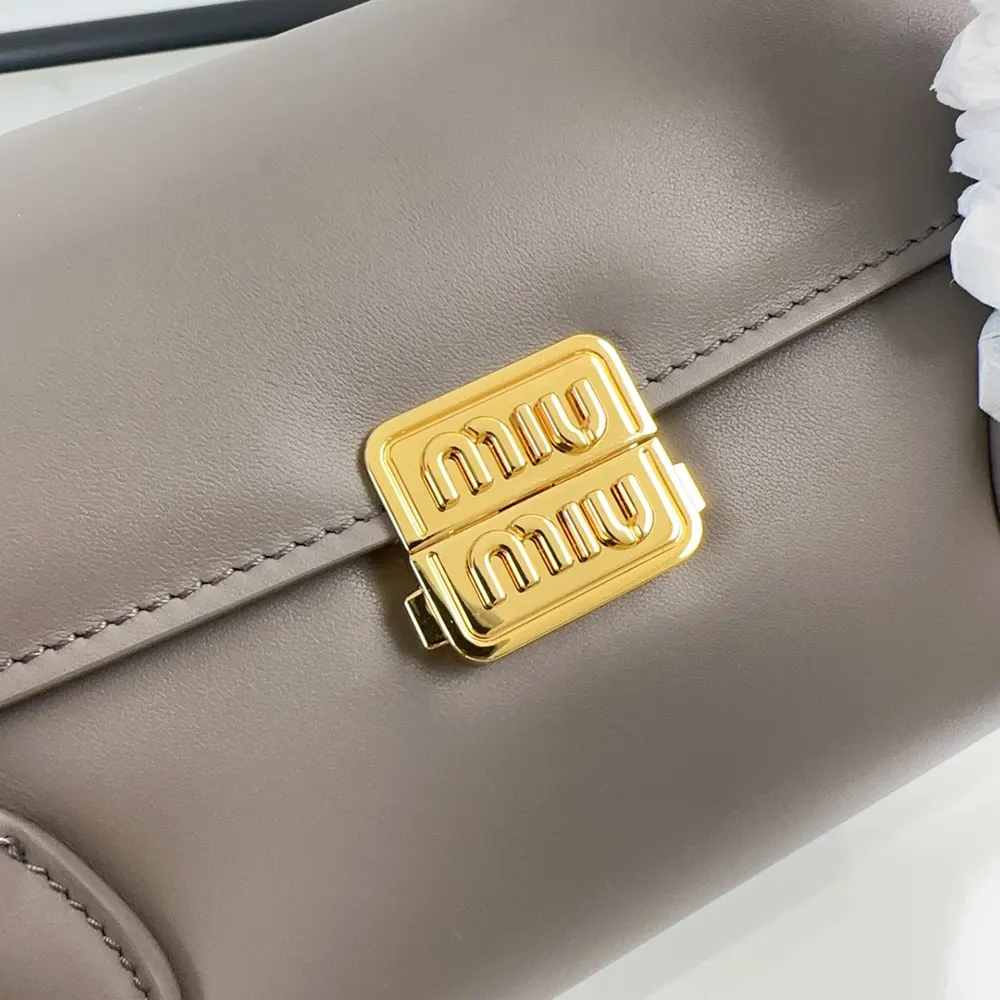 Miu Miu Women Leather Shoulder Bag-Grey - image 8