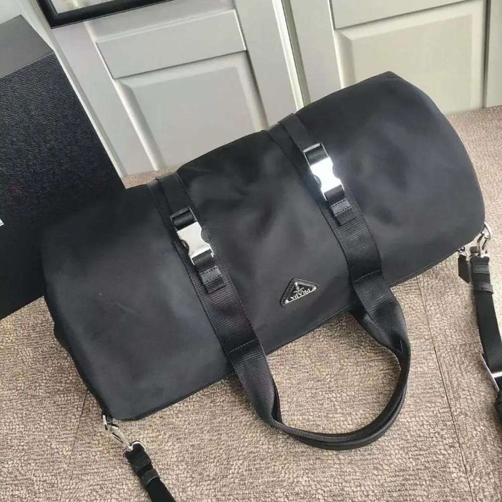 Prada Unisex Re-Nylon and Saffiano Leather Duffle Bag-Black - image 4