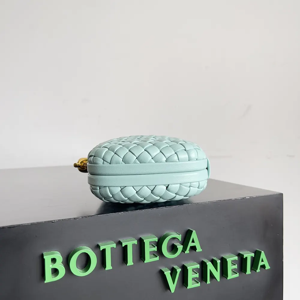 Bottega Veneta Women Knot Minaudière Clutch in Calfskin Leather-Light Blue - image 5