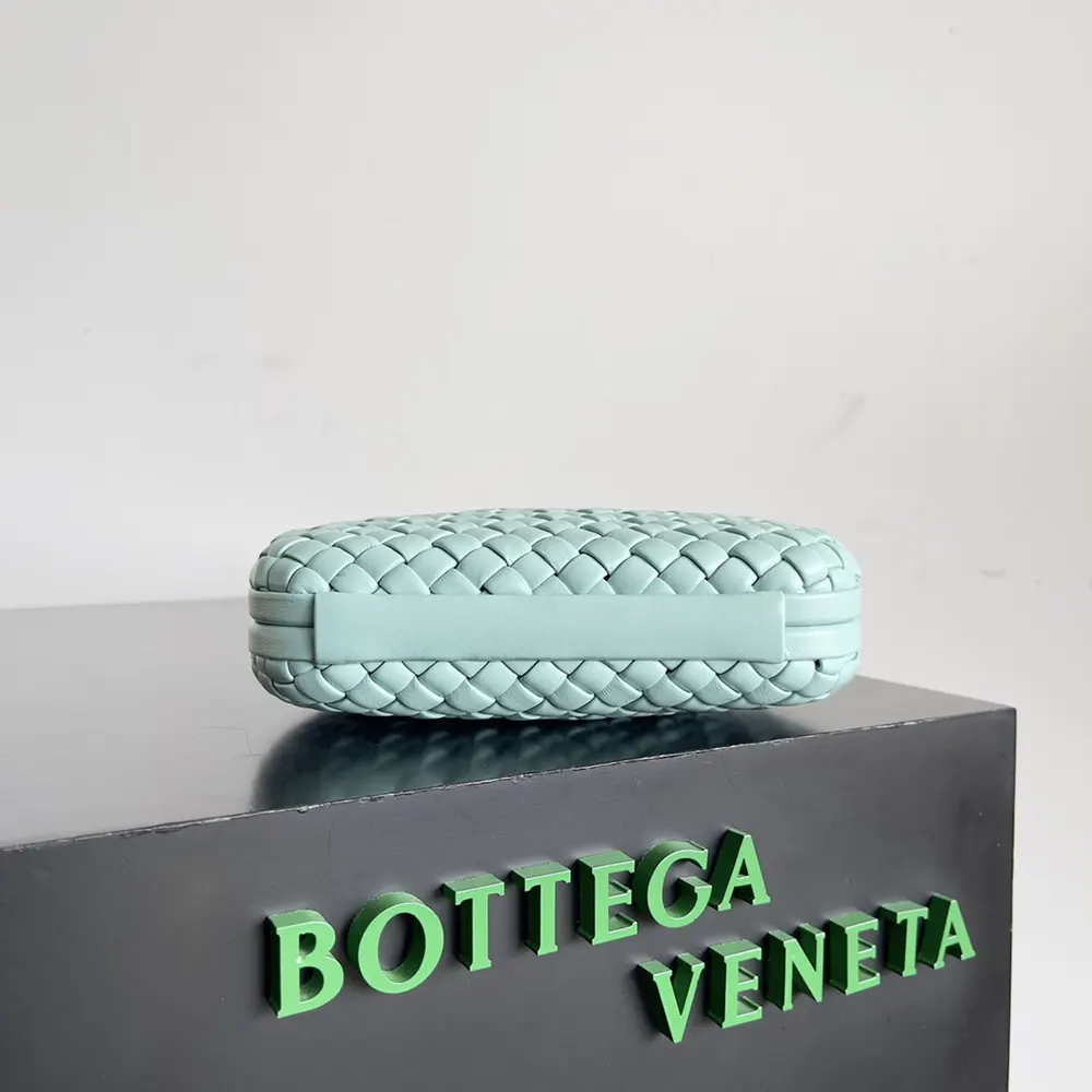 Bottega Veneta Women Knot Minaudière Clutch in Calfskin Leather-Light Blue - image 4