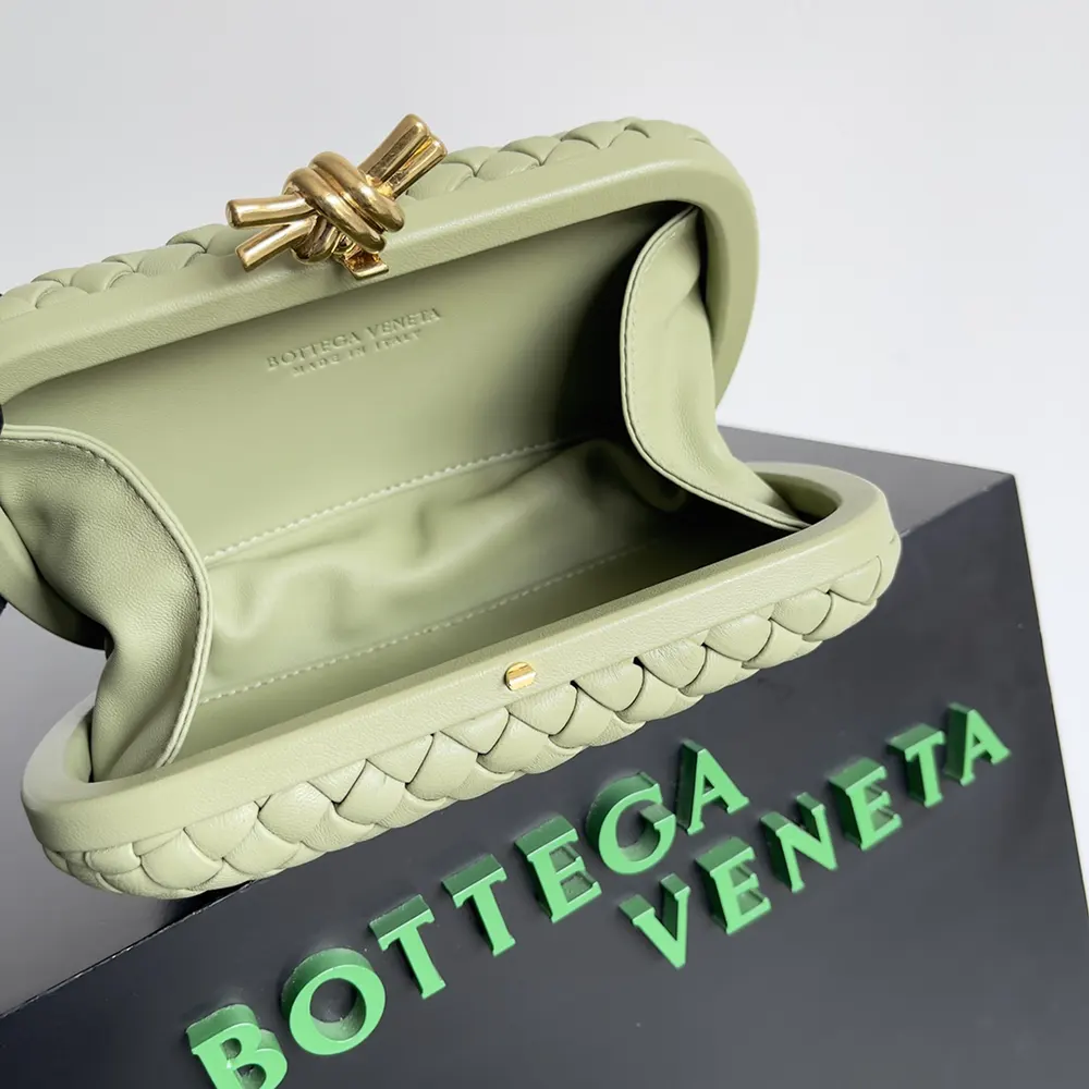 Bottega Veneta Women Knot Minaudière Clutch in Calfskin Leather-Lime - image 7