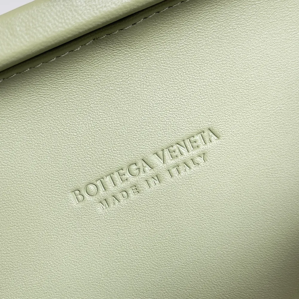 Bottega Veneta Women Knot Minaudière Clutch in Calfskin Leather-Lime - image 10