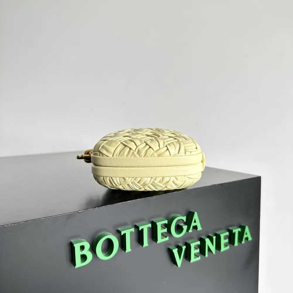 Bottega Veneta Women Knot Minaudière Clutch in Calfskin Leather-Yellow - image 4