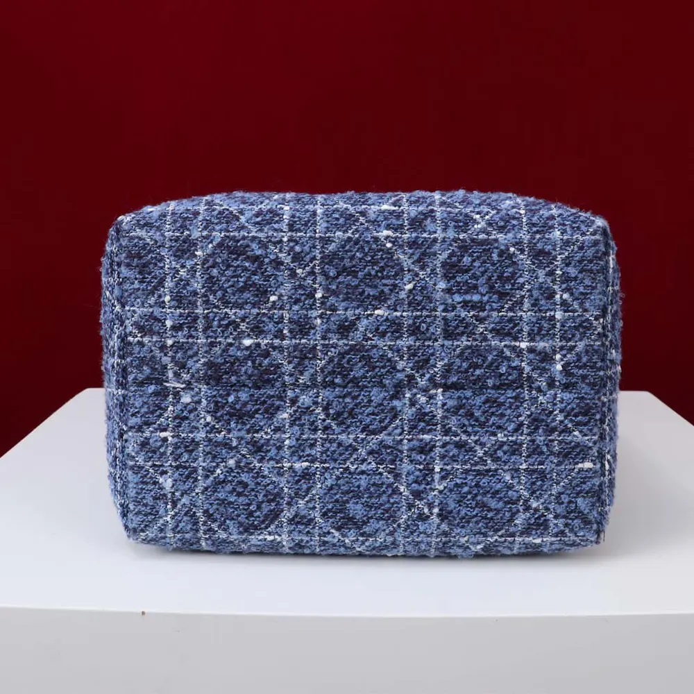 Dior Women Medium Dior Toujours Vertical Tote Bag Blue Tweed with White Cannage Motif - image 4