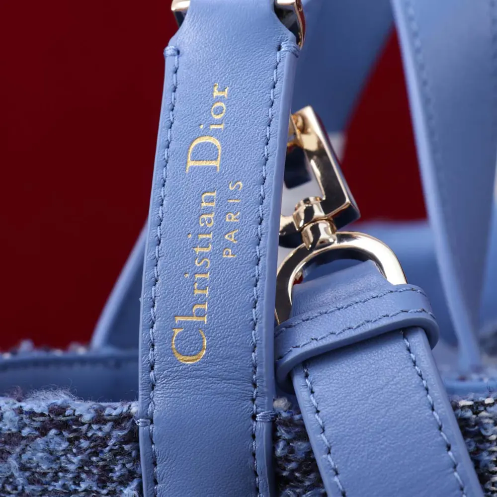 Dior Women Medium Dior Toujours Vertical Tote Bag Blue Tweed with White Cannage Motif - image 6