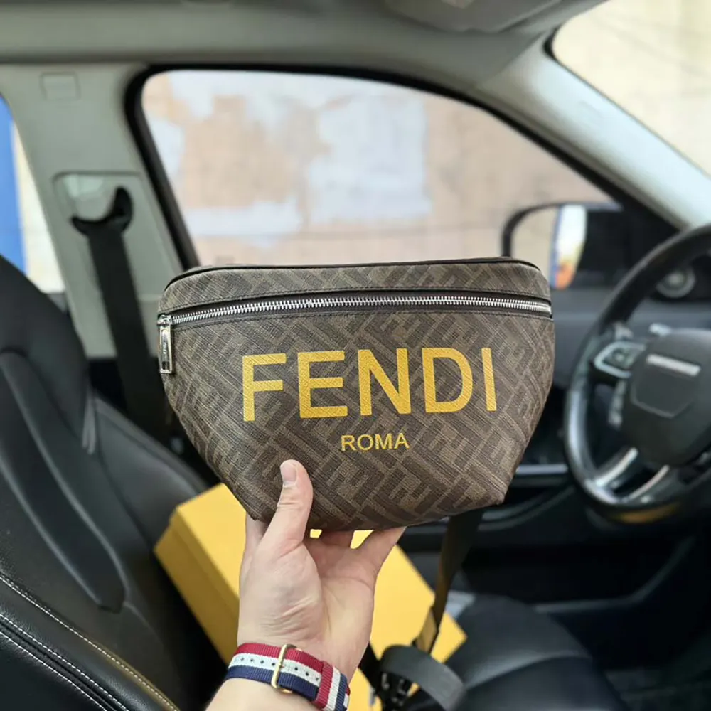 Fendi Men Diagonal Belt Bag Leather-Yellow - image 6
