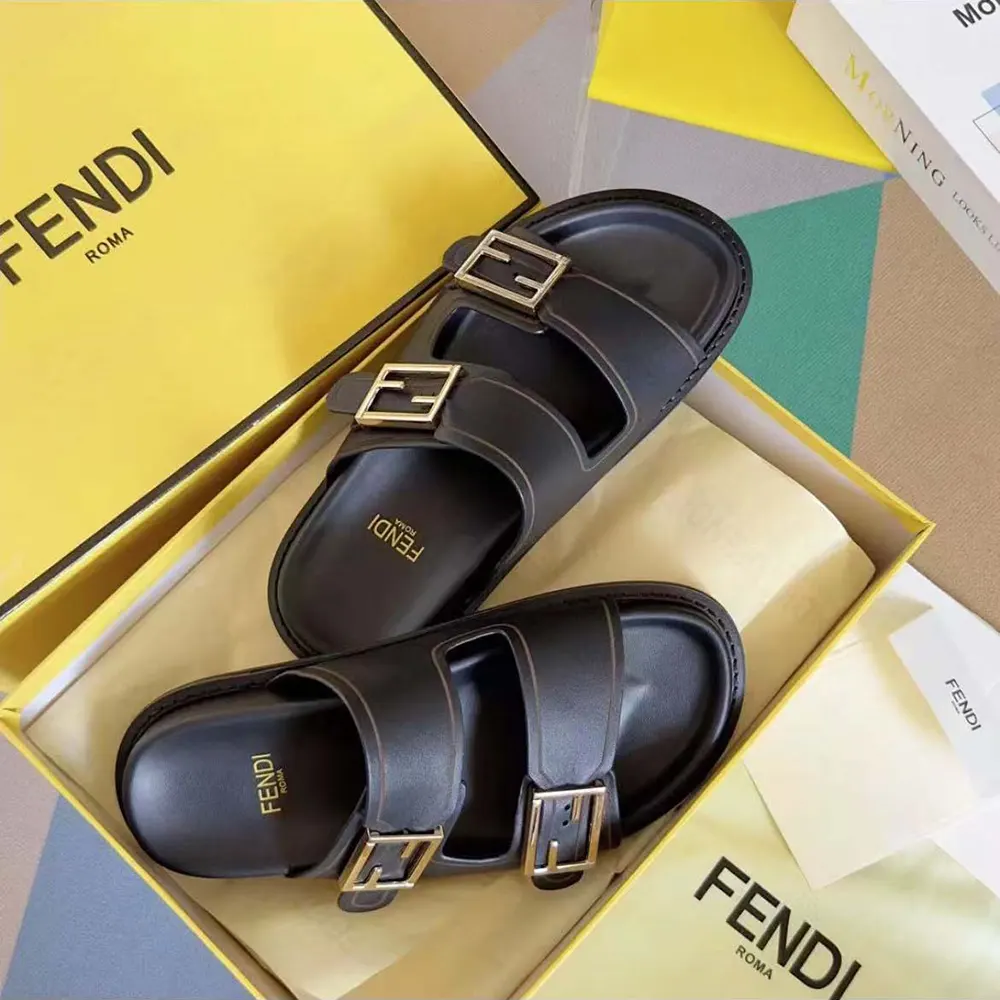 Fendi Unisex Feel Black Leather Slides - image 4